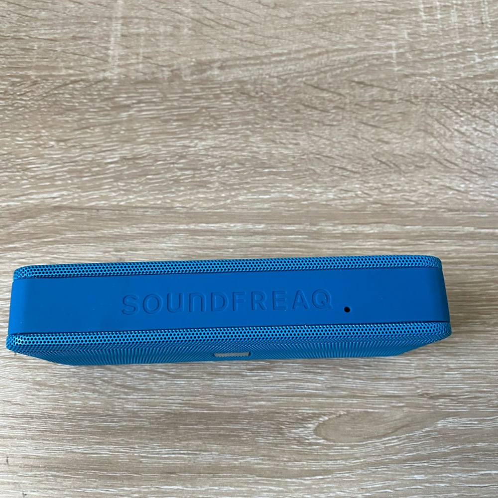 Soundfreaq Pocket Kick Wireless Bluetooth Portable Speaker and Speakerphone